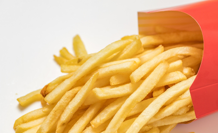 Frytki z MacDonald'sa dobre na łysinę