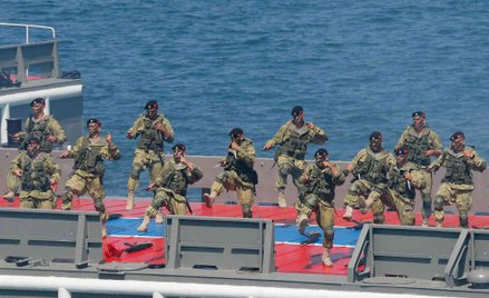 Żołnierze rosyjskiej piechoty morskiej