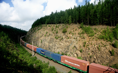 Chiny dają pierwszeństwo kolejowym przesyłkom do Europy