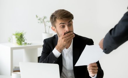 Zwolnienie dyscyplinarne – co z podpisem pracownika?