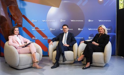Monika Klaus, dyrektor ds. Farmakoekonomiki i Polityki Lekowej w MSD Polska (z prawej), i Marcin Bod