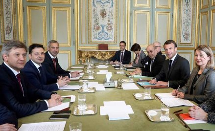 Emmanuel Macron jest pierwszym zachodnim przywódcą, który przyjął Wołodymyra Zełenskiego