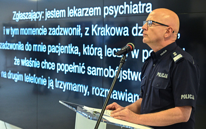 Komendant główny policji gen. insp. Jarosław Szymczyk ujawnił nagrania ws. kobiety, która trafiła na