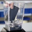Smartfon w mikserze czyli pokaż kotku, co masz w środku