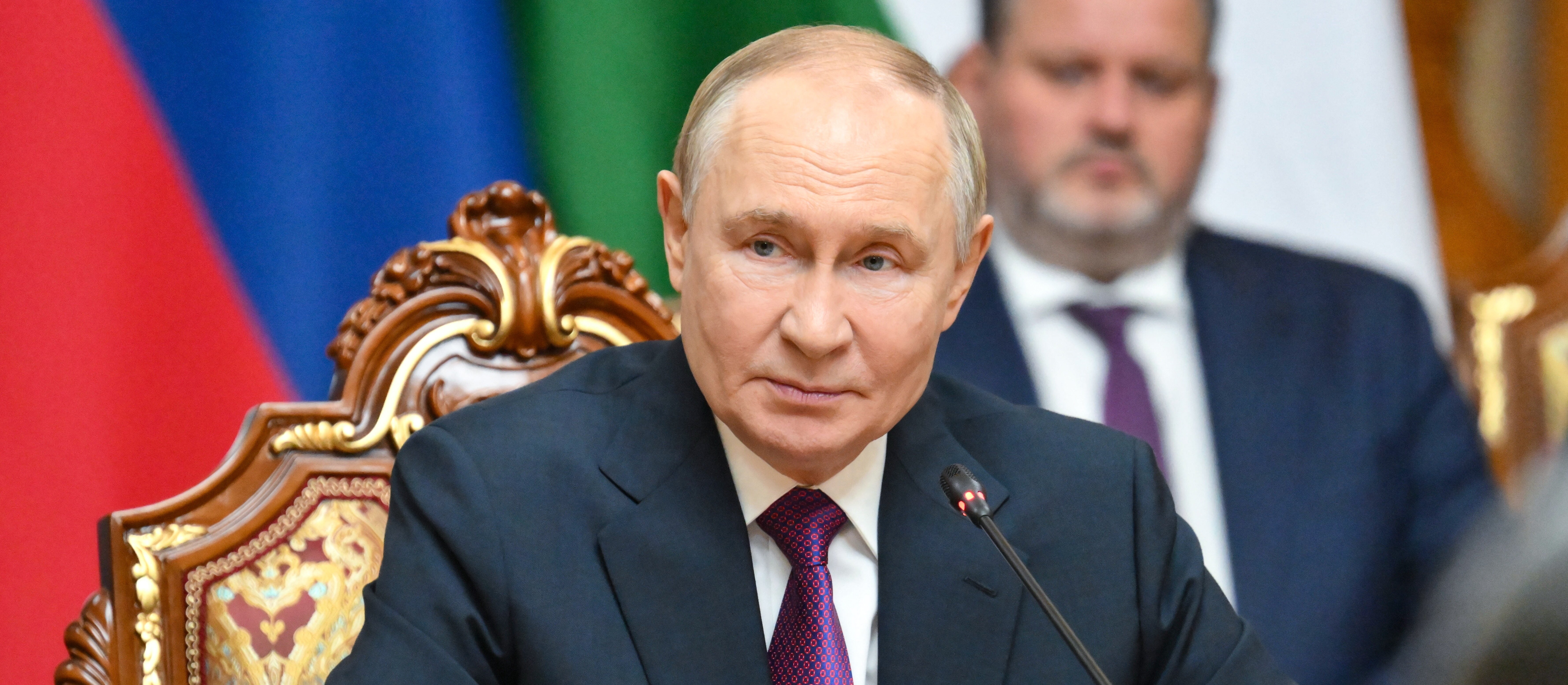 Putin spotkał się z Alijewem. Obarcza Ukrainę winą za katastrofę samolotu AZAL