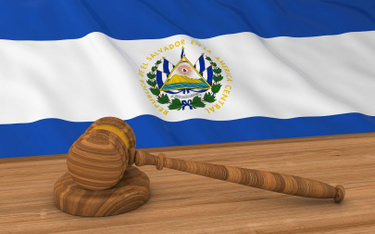 Salwador: 30 lat za poronienie. Sąd: Kobieta odzyska wolność
