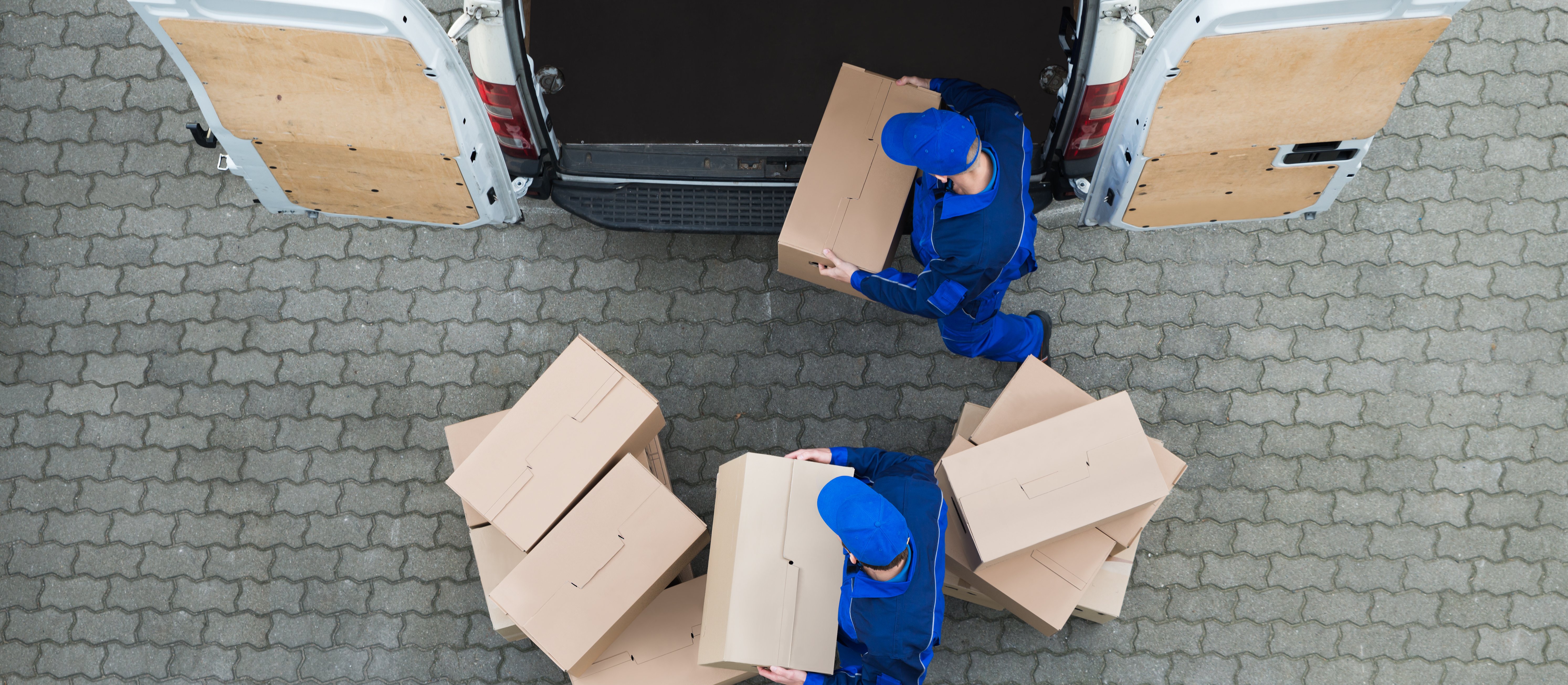 Kurierzy rosną jak na drożdżach. Poczta Polska w defensywie