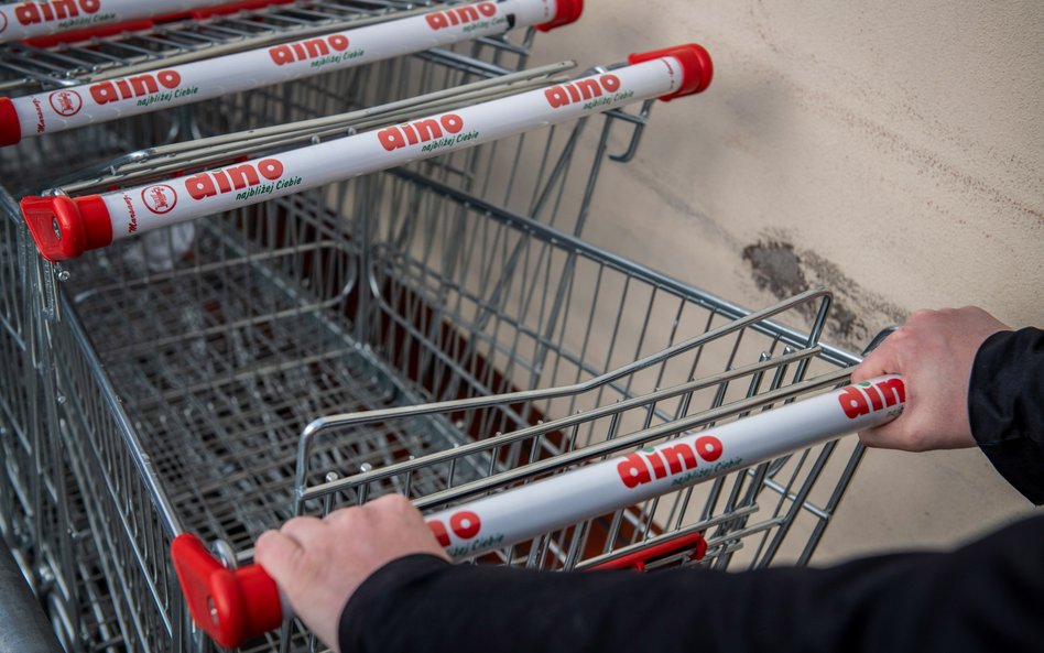 Konsumpcja silna, ale spółki handlowe wciąż zawodzą