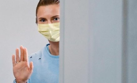 Historia Krysciny Cimanouskiej (zdjęcie z tokijskiego lotniska) przywróciła temat dyktatury na Biało