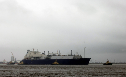 Tajemniczy kupcy powiązani z Rosją tworzą flotę cieni LNG