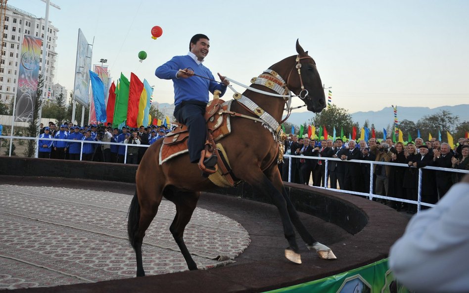 Dyktator Turkmenistanu na koronawirusa zaleca ziółka