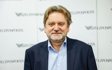 Wiceminister zdrowia Jarosław Pinkas ratował pasażera samolotu na trasie Nowy Jork - Warszawa