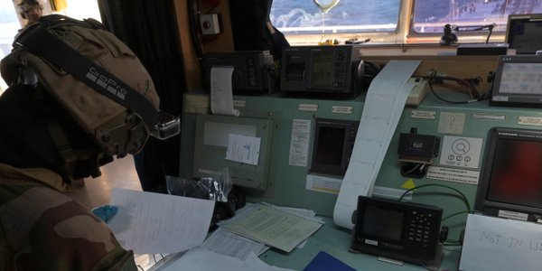 Macron uderza w rosyjską ropę. Tankowiec „Grinch” zatrzymany na pełnym morzu