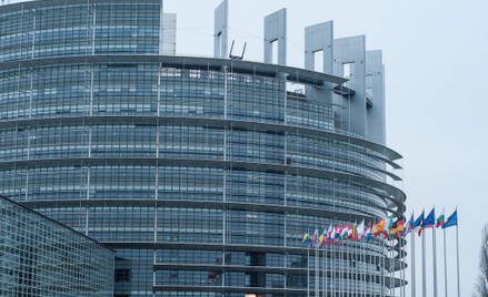 Parlament Europejski potępia "strefy wolne od LGBT". Przyjęto rezolucję