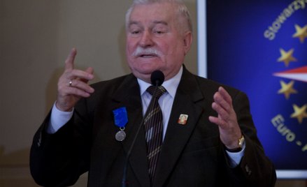 Lech Wałęsa nie spotka się z Barackiem Obamą. "Nie pasuje mi" - mówi i... odkłada słuchawkę