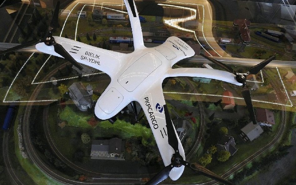 Bezzałogowiec Bielik od firmy Drone House chroni ładunki PKP Cargo.