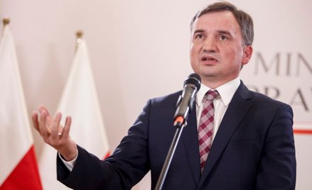 Minister sprawiedliwości Zbigniew Ziobro stawia tezę, że za KPO zapłacimy 3-5 razy więcej niż dostan