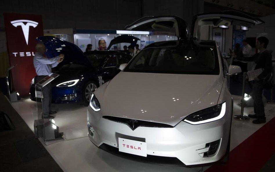 Tesla Model X na targach CEATEC w Japonii
