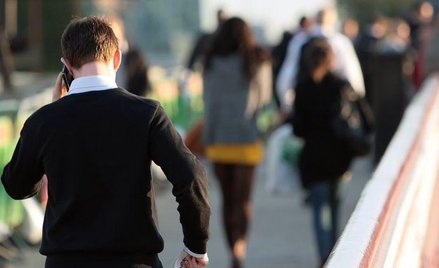 Przesiadujemy po godzinach