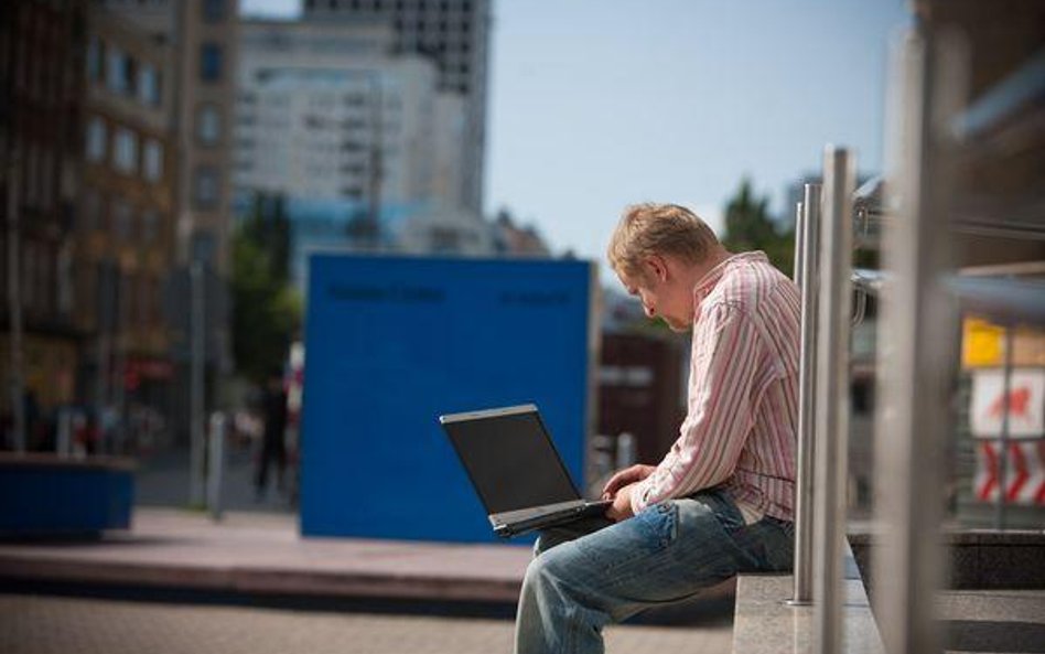 Adres zniknął z Internetu bez nakazu