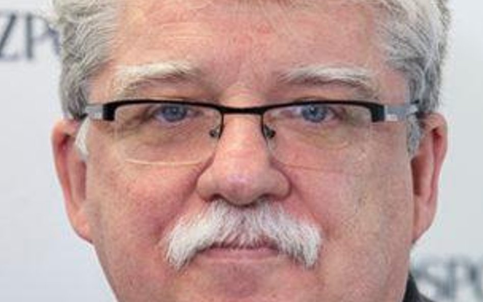 Budowa infrastruktury powinna towarzyszyć wprowadzaniu przepisów odpowiadających poziomowi rozwoju e