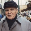 Czesław Miłosz (1911-2004) jako profesor Berkeley University, noblista z 1980 r., na ulicy w San Fra