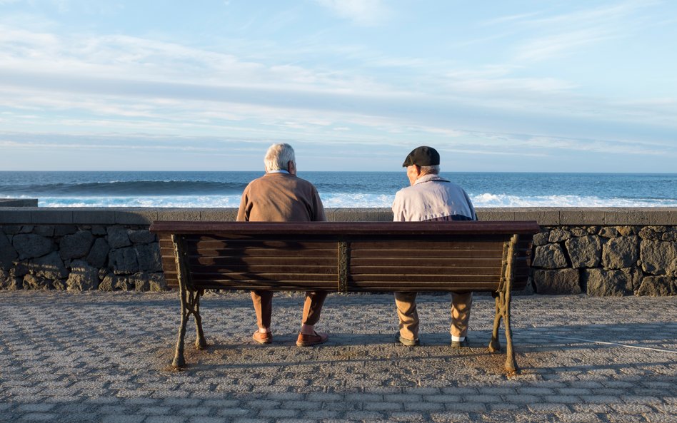 Naukowcy przebadali grupę 100-latków, by poznać sekret ich długowieczności