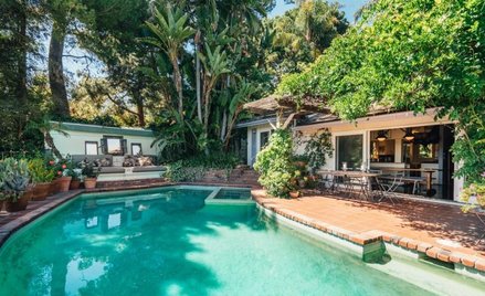 Aktorka znana z "Grease" sprzedaje przytulny dom w Los Angeles