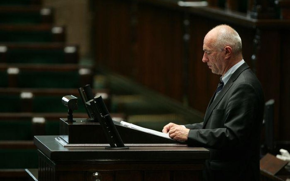 Minister Zbigniew Ćwiąkalski w Sejmie