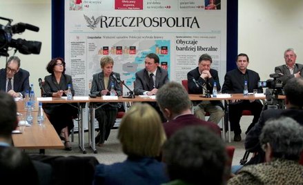 Debata w redakcji "Rz". Na zdjęciu Karol Jakubowicz, medioznawca, Elżbieta Kruk, poseł PiS, Iwona śl