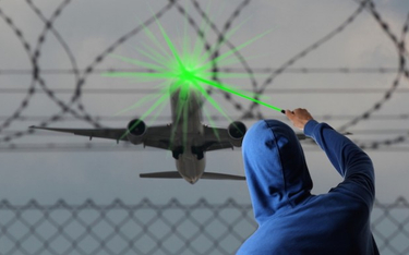 Pilot British Airways oślepiony laserem podczas lądowania