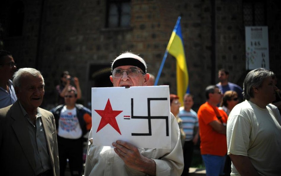 Antyrosyjska demonstracja w Sofii podczas wizyty Siergieja Ławrowa w Bułgarii