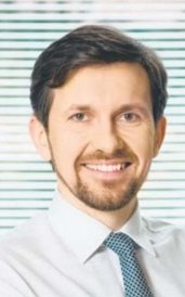 KAMIL STOLARSKI szef analiz, Santander BM Ludzie w naszej organizacji różnie sobie poradzili z pracą