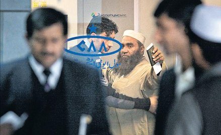 Pakistańskie linie lotnicze już stosują się do nowych amerykańskich rygorów bezpieczeństwa (na zdjęc