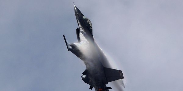 Marek Kutarba: Polska modernizuje F-16 wolniej niż Grecja. Ale to nie powód do krytyki