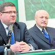Sławomir Skrzypek, szef NBP (z prawej), i Witold Koziński, wiceprezes banku centralnego, przedstawil