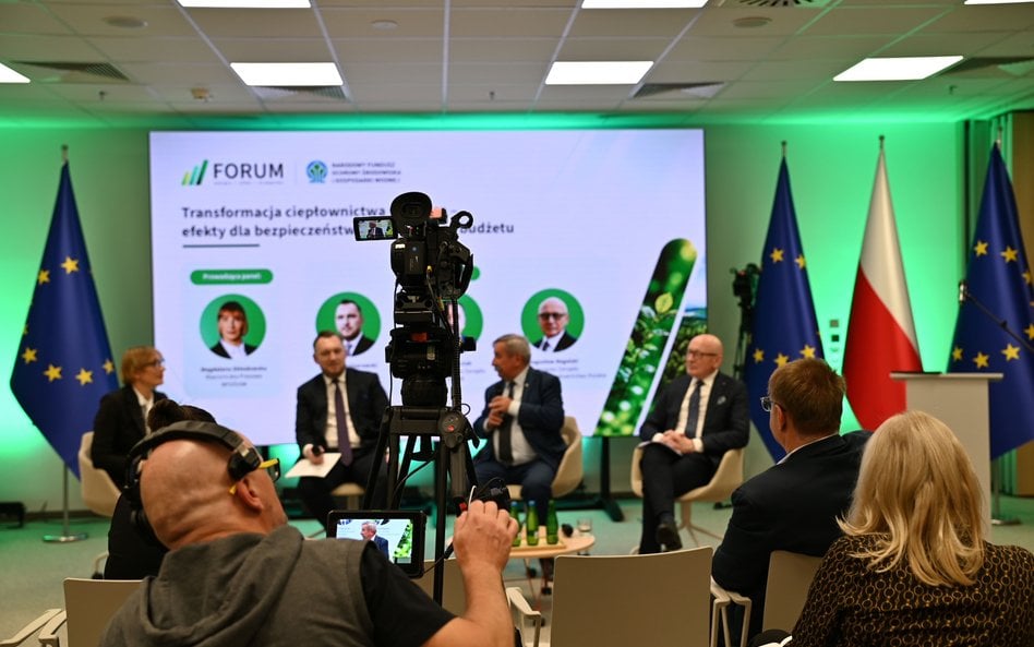 Uczestnicy szóstej edycji Forum Energia–Efekt–Środowisko dyskutowali na temat wyzwań związanych z tr