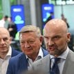 Pełnomocnik przedsiębiorców ds. deregulacji Rafał Brzoska i członkowie zespołu deregulacyjnego podcz