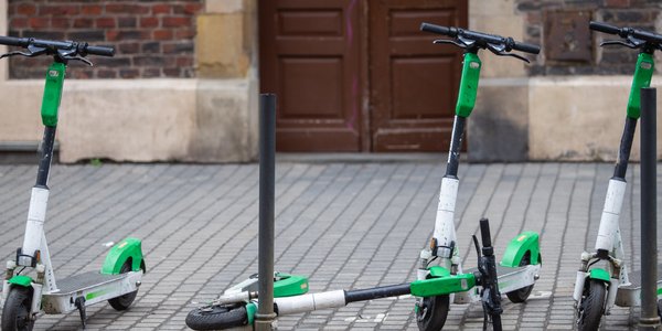 Ograniczenia dla hulajnóg elektrycznych. Nowe zasady w jednym z polskich miast