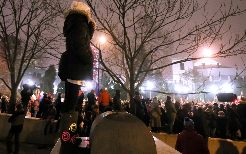 NRA: publikowanie przez policję wizerunku demonstrantów jest niekonstytucyjne