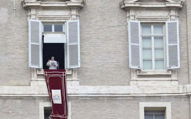 Coraz mniej dzieci rodzi się we Włoszech. Papież ostrzega przed "demograficzną zimą"