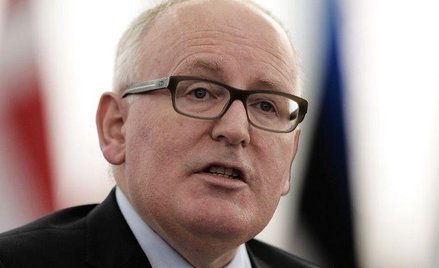 Timmermans: Projekty prezydenta Dudy też wątpliwe