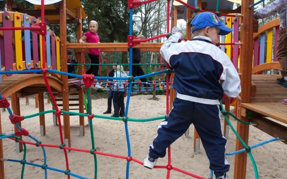 Z przyznanych środków sołectwo może zbudować lub wyremontować plac zabaw, naprawić chodnik, zadbać o