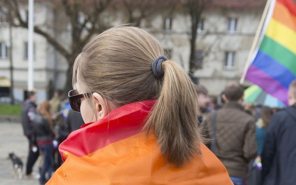 Biskupi wydali stanowisko dotyczące LGBT+