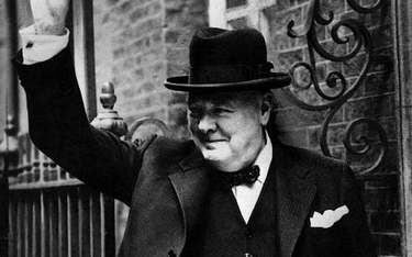 Historię napisał Churchill