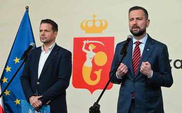 Wicepremier, minister obrony narodowej Władysław Kosiniak-Kamysz i prezydent m.st. Warszawy Rafał Tr