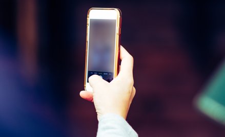 Sondaż: Czy lista inwigilowanych Pegasusem powinna być jawna?