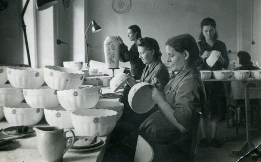 Fotografia malarek, z lat 50. Fot. Archiwum MZKiD we Włocławku