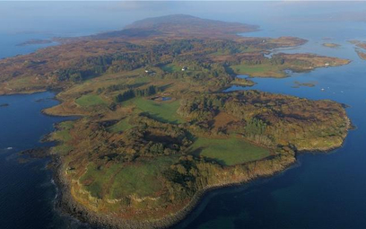 Szkocka wyspa Ulva wystawiona na sprzedaż