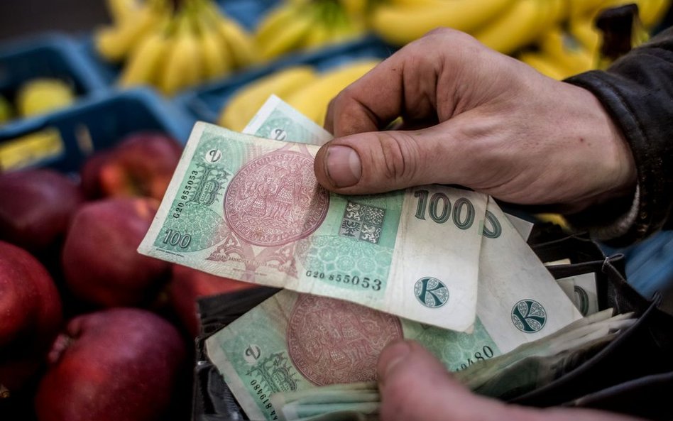 65 miliardów dolarów na czeską koronę